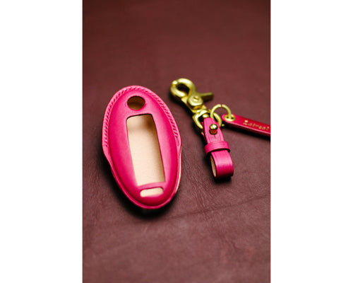 Leather key fob cover for Nissann Kicks Teana X-Trail Rogue Maxima Murano Altima 370Z Versa Sentra Pathfinder Armada Juke GT-R Cube Leaf