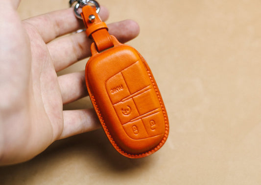 Leather key fob cover for Dodgee Chryslerr 200 Ramm 300C Charger Journey Challenge Dart Durango Renegade Accessories for Ramm Dodger Fiatt