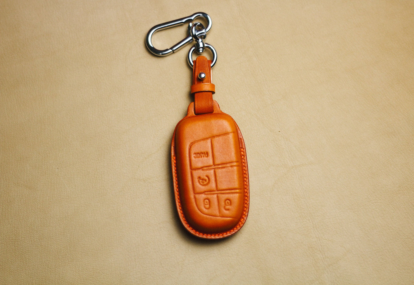 Leather key fob cover for Grand Cherokee Compass Chryslerr 300 200 Dodgee Challenger Charger Dart Durango SRT Fiatt 500 Ramm accessories