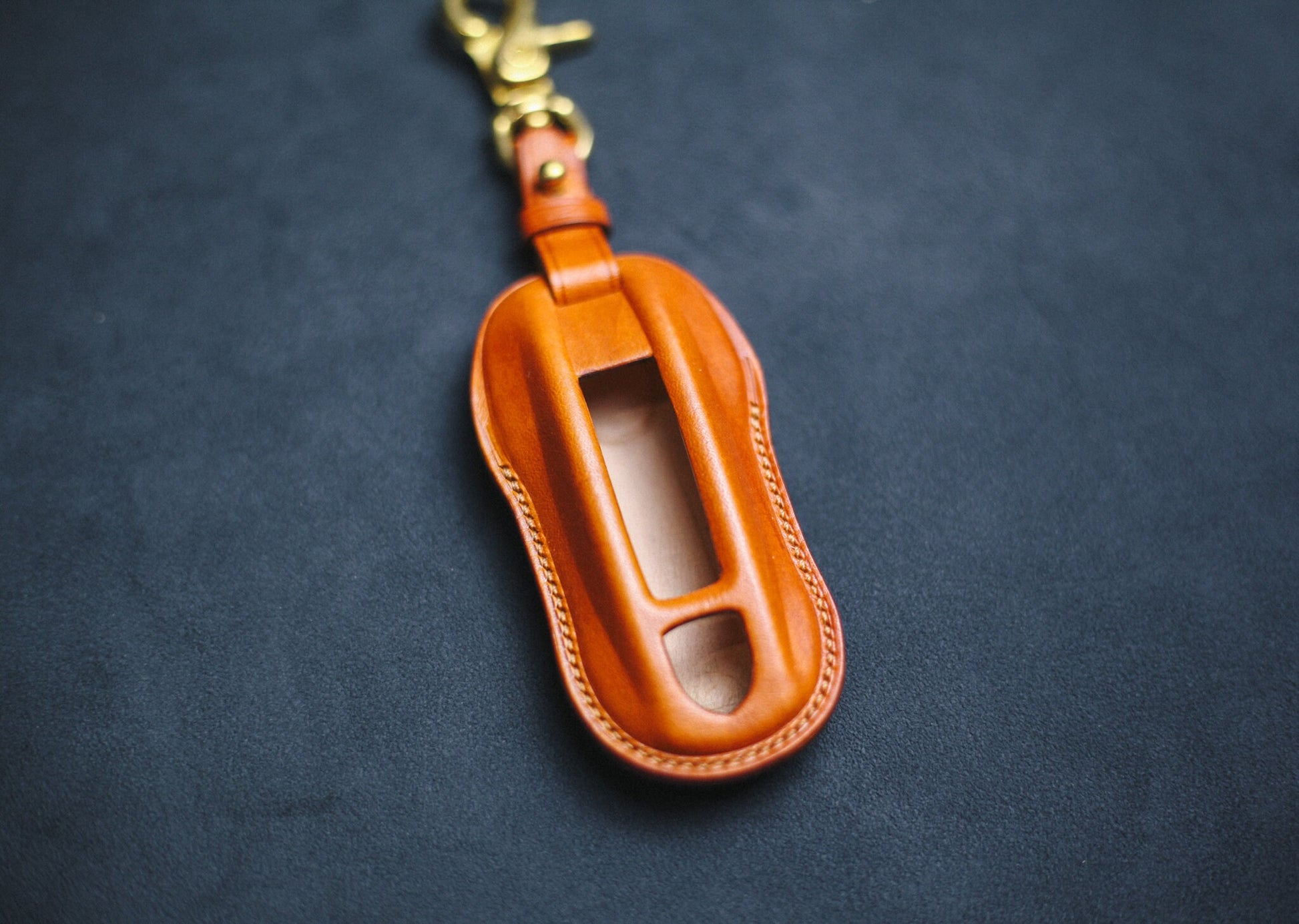 Fob Cover Porsches Leather Key Fob Cover Case Cayenne Panamera 971 Carrera Coupe Taycan Macan Cayman Porschee Keyhain Keyring Remote Holder