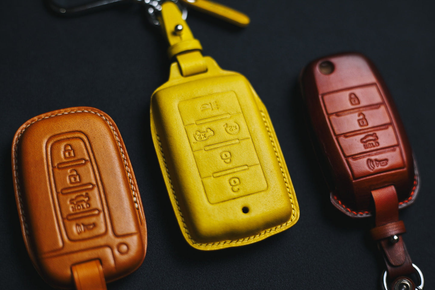 Wagoneer 2022 Ramm 2023 Leather Key Fob Cover For 2021 Dodgee Grand Cherokee L Renegade 2017 2018 Wrangler Rubicon Sahara JK Key Fob Holder