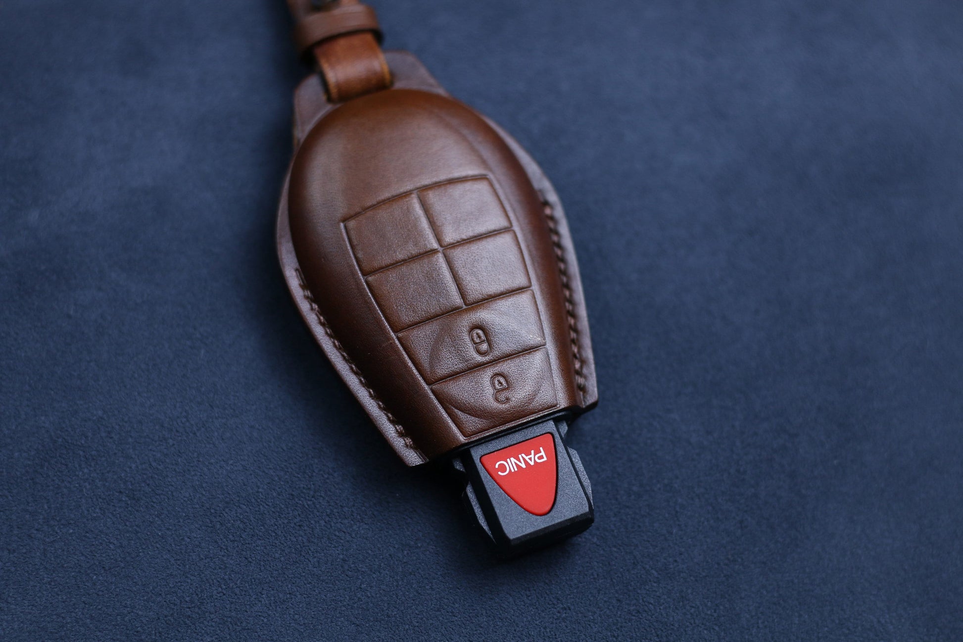 Leather Key fob Cover holder for Ramm Classic, Dodgee Classic, Grand Caravan, Dart, Chryslerr Town & Country Cherokee, Commander Grand