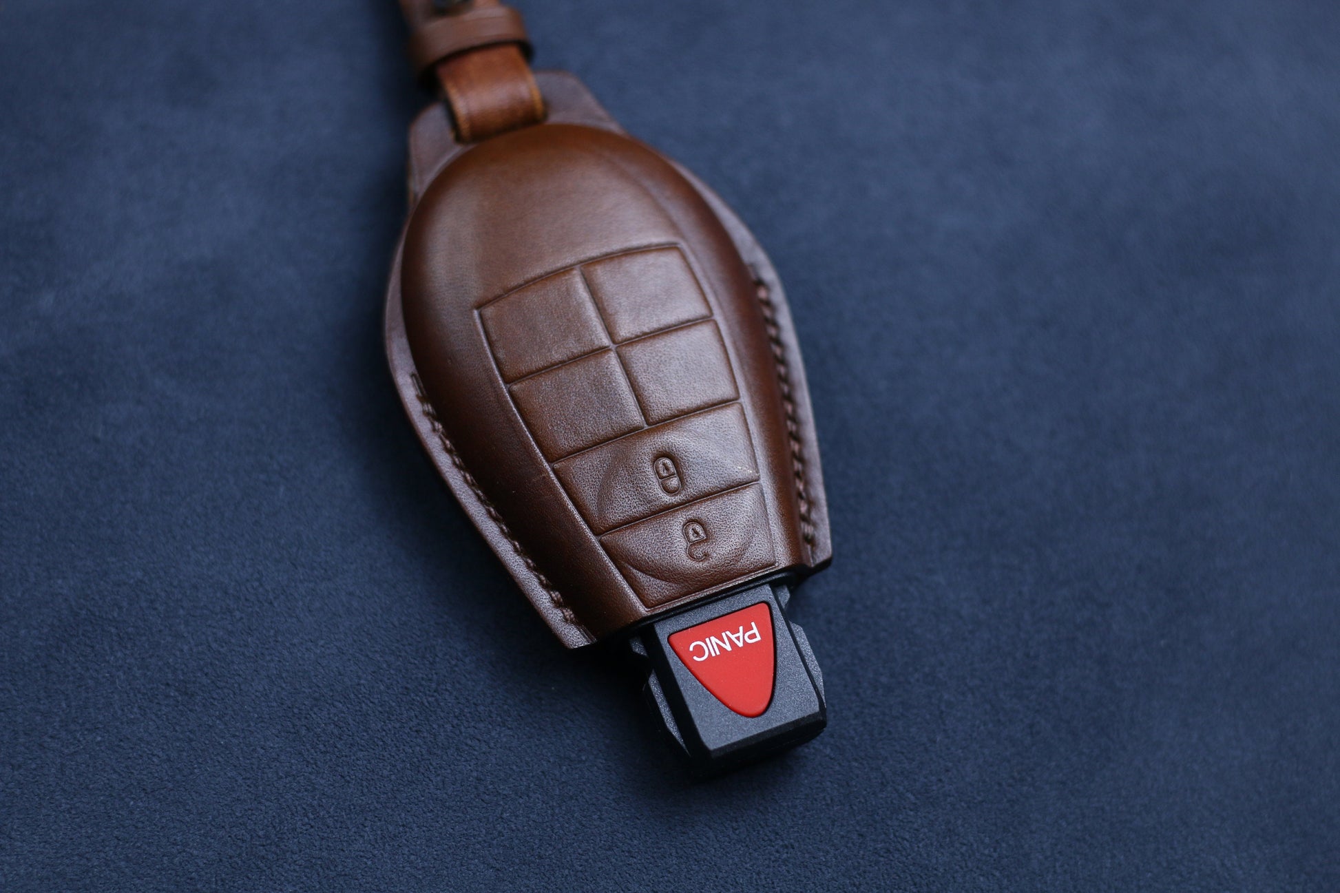 Army Camo Style Key fob Cover holder for Ramm Classic, Dodgee Classic, Grand Caravan Dart Chryslerr Town Country Cherokee Key Loop Keychain