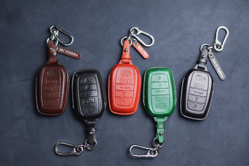 For Tundra TRD Pro 2023 2022 2021 Leather Key Fob Cover Tundra Truck Pickup RAV4 SIENNA Land Cruise Prado Tundra Emblem Remote Holder