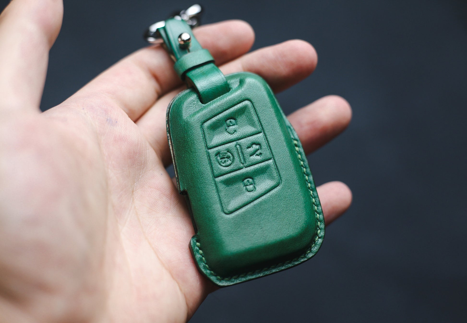 2025 Key Fob Cover Case For 2024 Atlas Jetta Keyless Golf Magotan 2023 Passat ALLTRACK MK7 Polo Tiguan Remote Keyless Holder Key Accessories