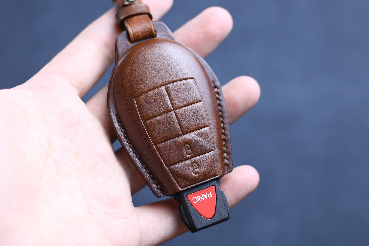 Leather Key fob Cover holder for Ramm Classic, Dodgee Classic, Grand Caravan, Dart, Chryslerr Town & Country Cherokee, Commander Grand