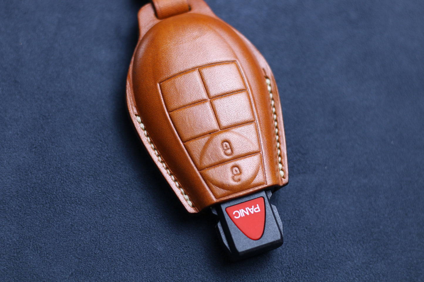 For Ramm Classic Key Fob Cover Leather Keyless Case Dodgee Classic Ramm Grand Caravan Dart Chryslerr Town Country Cherokee Commander Grand