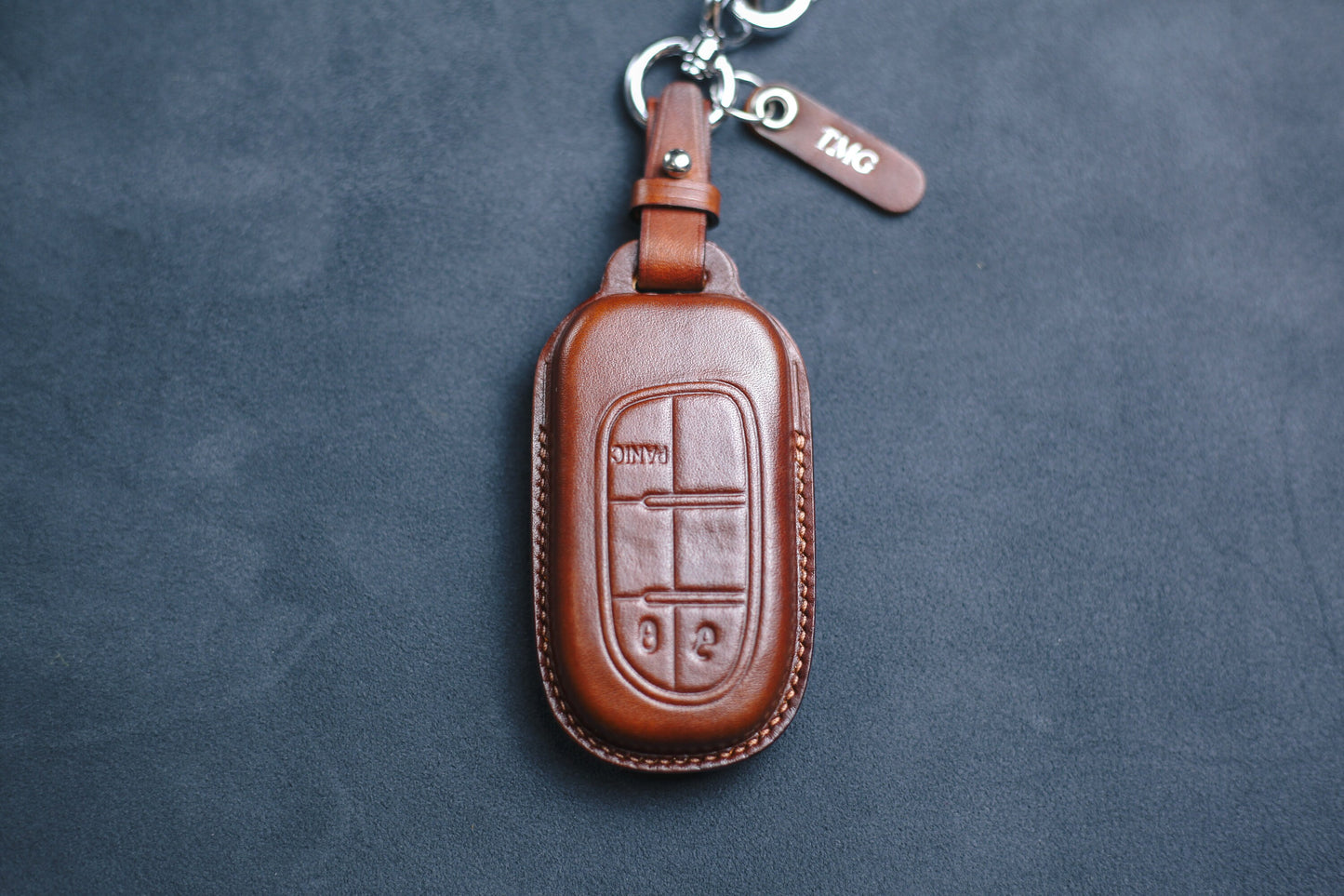 Leather Key Fob case Cover Fit for Grand Cherokee, (2016- 2018) Ramm 1500 2500 3500, Challenger Charger Dart Durango Keychain Initials