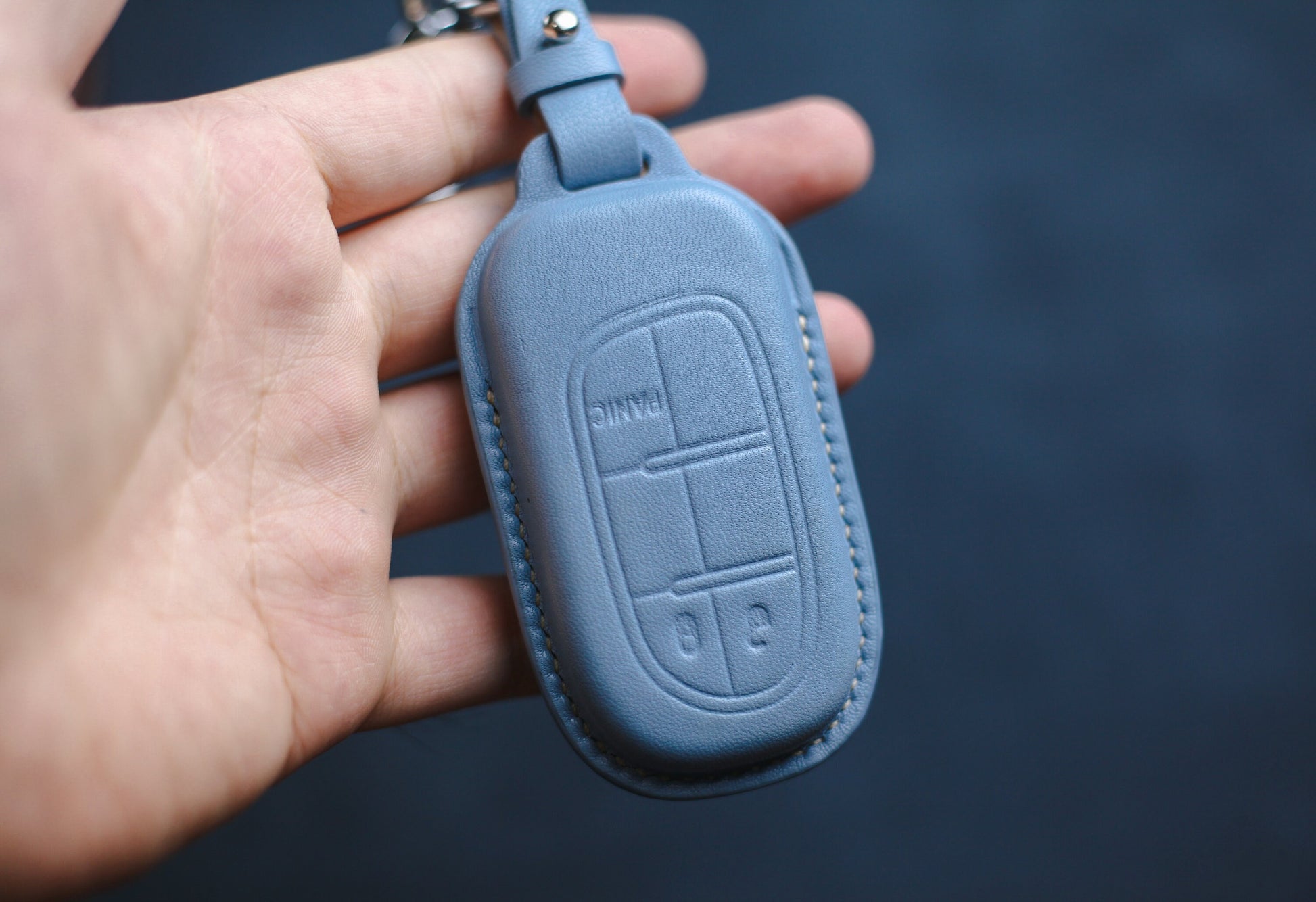 Leather Key Fob case Cover Fit for Grand Cherokee, (2016- 2018) Ramm 1500 2500 3500, Challenger Charger Dart Durango Keychain Initials