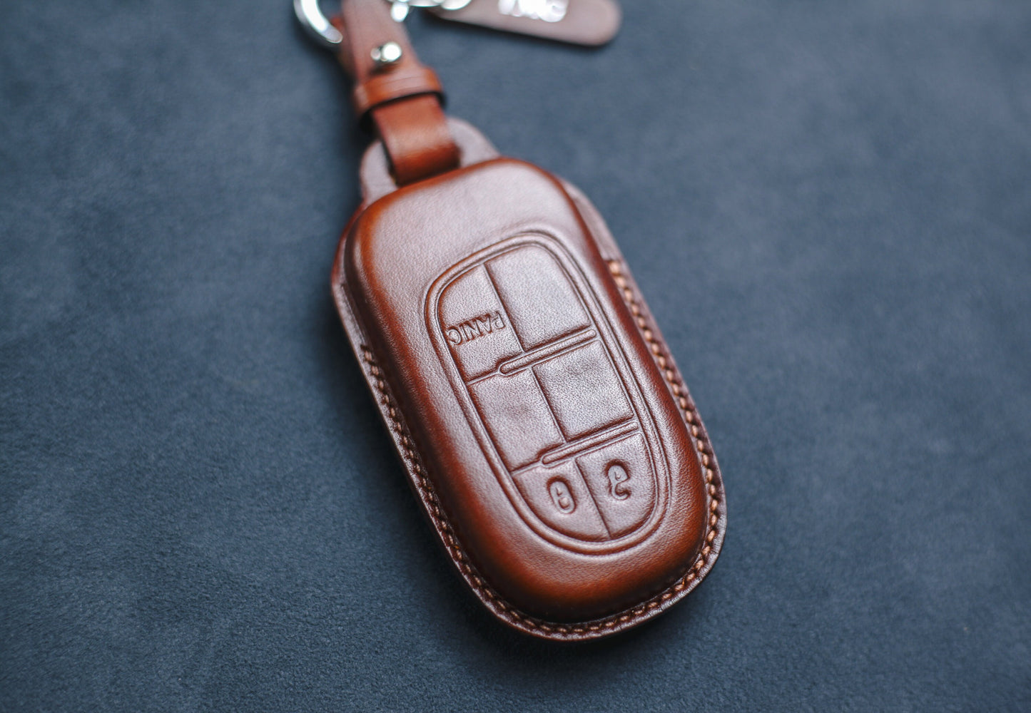 Leather Key Fob case Cover Fit for Grand Cherokee, (2016- 2018) Ramm 1500 2500 3500, Challenger Charger Dart Durango Keychain Initials