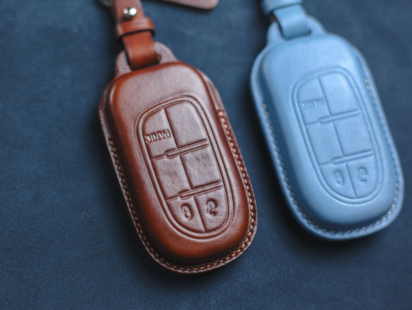 Leather Key Fob case Cover Fit for Grand Cherokee, (2016- 2018) Ramm 1500 2500 3500, Challenger Charger Dart Durango Keychain Initials