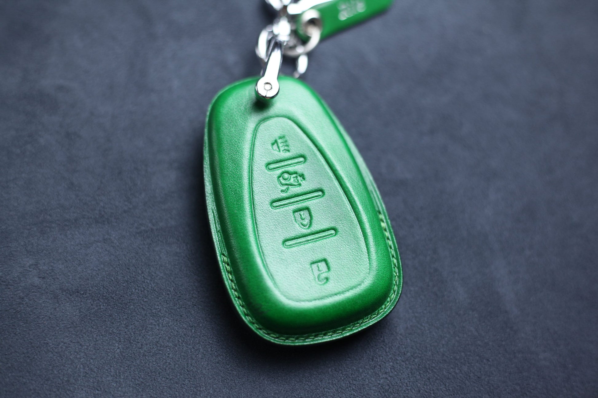 Cover For Cute Chevy Key Fob 2019 Traverse Trailblazer 2020 Trax Cruze Volt Bolt Camaro Equinox Spark Malibu 2021 BLAZER Remote Keychain