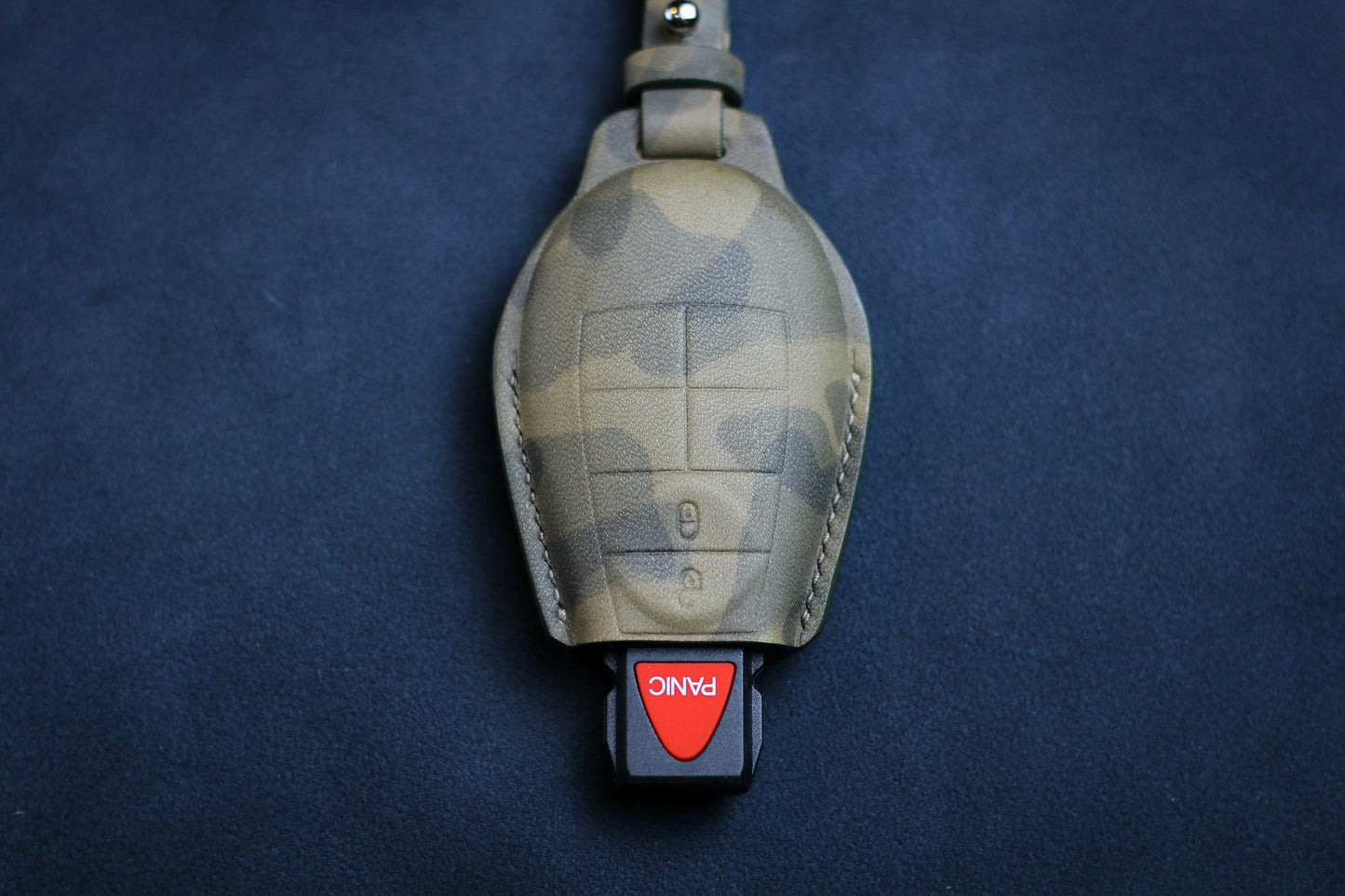 Army Camo Style Key fob Cover holder for Ramm Classic, Dodgee Classic, Grand Caravan Dart Chryslerr Town Country Cherokee Key Loop Keychain