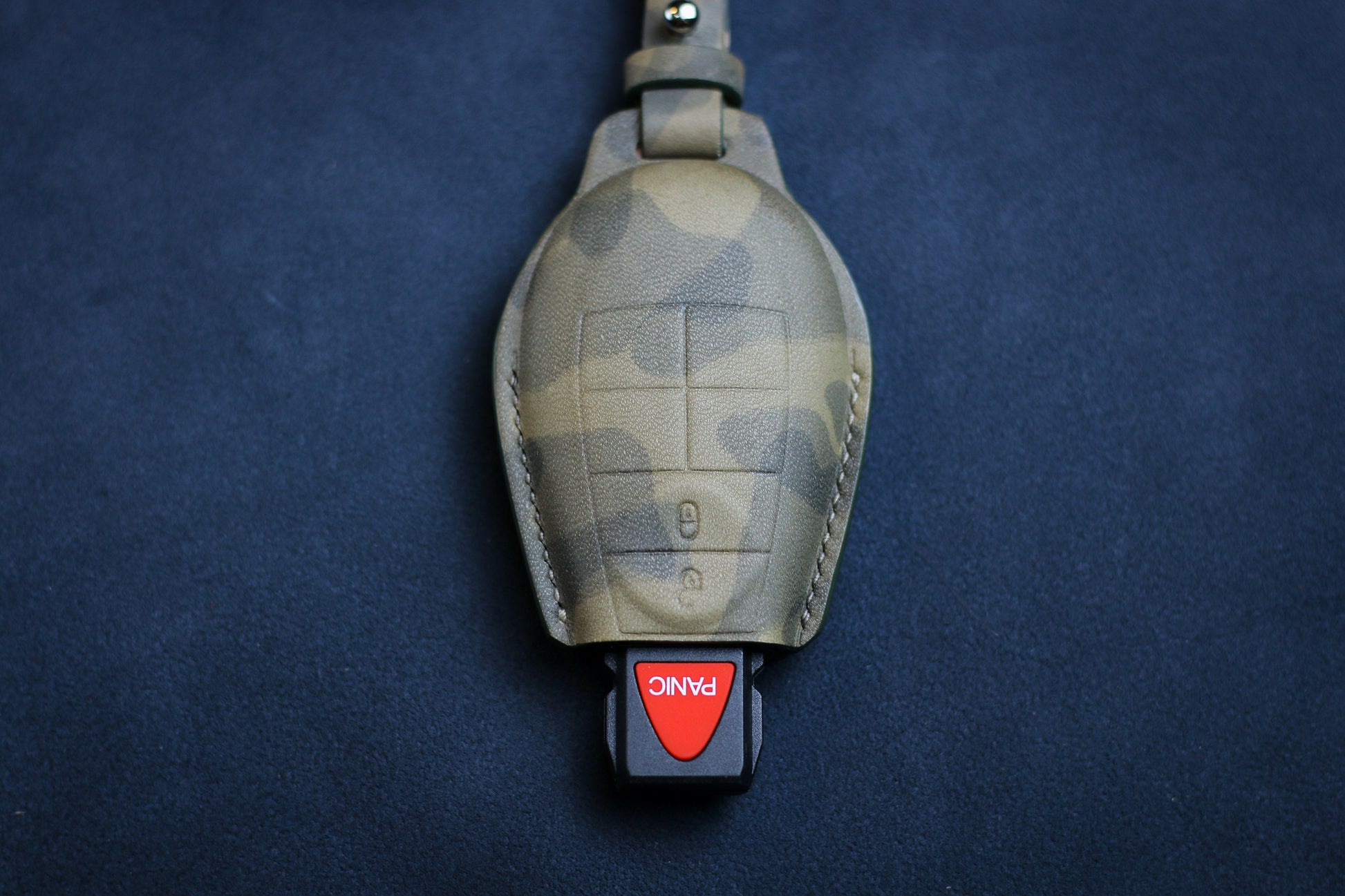 Army Camo Style Key fob Cover holder for Ramm Classic, Dodgee Classic, Grand Caravan Dart Chryslerr Town Country Cherokee Key Loop Keychain