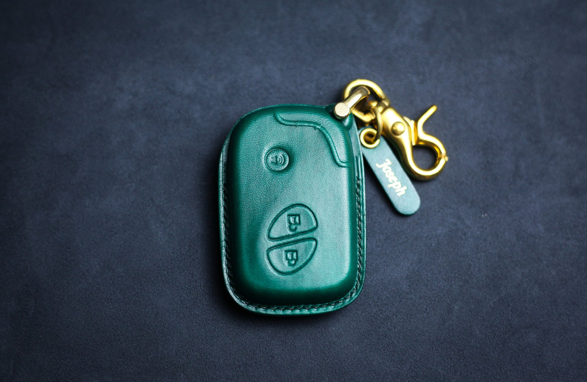 Lexuss Leather Remote Key Fob Cover for GX400 GX460 CT200 ES250 ES350 NX200 NX200t GS430 GS300 IS350 IS250 RX350 RX450h Lexuss Accessories