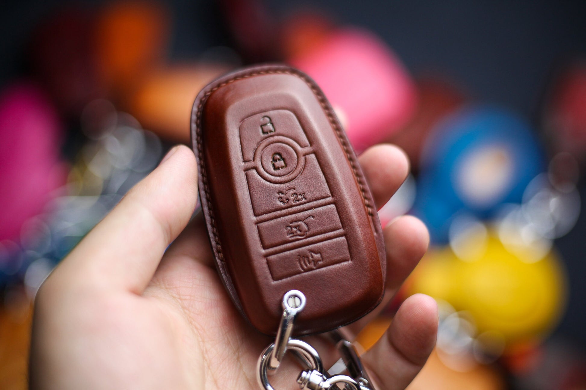 Customized Emblem Logo Remote Cover For 2024 Bronco Bigfoot Key Fob Case 2023 Bronco Sport Keyless Holder Custom Bronco Sasquatch Keychain