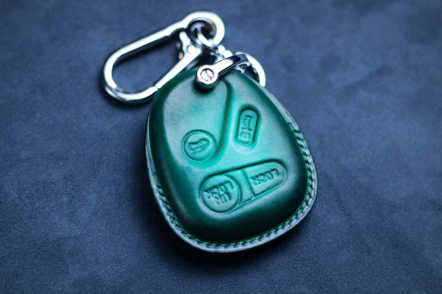 for Chevy Traverse Cobalt Malibu Buickk Solstice Saturn Aura G-M-C Sierra Yukon Silverado Cadillacc Key Fob Cover Case Keyless Holder