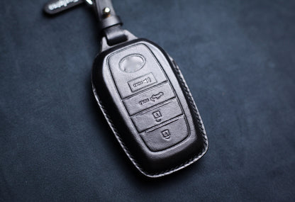 For 2022 2023 Toyotaa Tundra TRD Pro Key Fob Cover Tundra Edition Truck Sequoia Suv Venza Sienna Fob Case Custom Name Lanyard Remote Holder