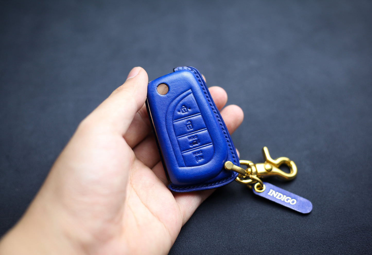 Remote Cover Toyotaa Camry Prado Prius CHR Clicker Hilux Corolla Key Fob Cover Case Folding Flip Leather Remote Holder 2024 Camry Keychain