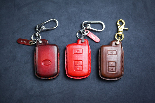 For Tacoma Tundra 4Runner Key Fob Cover Key Case Toyotta 4Runner Tundra Tacoma 2016 2018 2019 2020 2021 2022 Keychain Remote Holder Lanyard