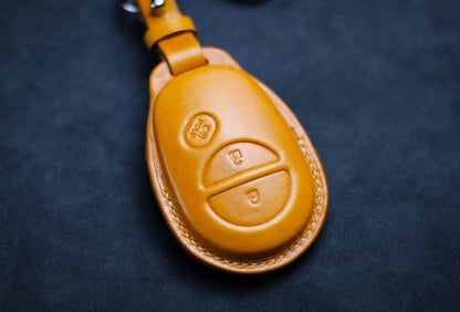 Cute Leather Key Fob Cover For Toyotas Tundra Tacoma 2015 2022 2023 Sequoia Sienna Corolla Avalon Case Remote Holder Toyotas Accessories