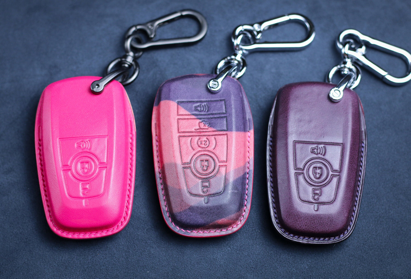 Pink Cute Bronco Key Fob Cover Leather Case For Bronco Sport 2021 2022 2023 Tremor Key Fob Keychain Stamp Embossed Horse Bronco Accessories