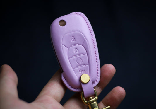 Cute Cover For Chevy Flip Key Trax Tracker Onix Spark Chevy Sonic Case Cruze Trailblazer Remote Holder 2013 2014 2015 Chevy Accessories