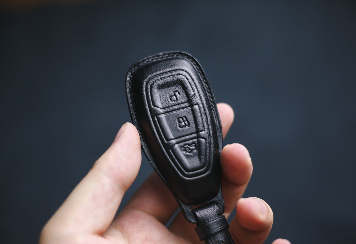 For Focus Flip Key Fob Cover 2012 2013 2014 Escort Fiesta Crown Expedition Explorer Fusion Taurus Remote Case Focus Key Accessories