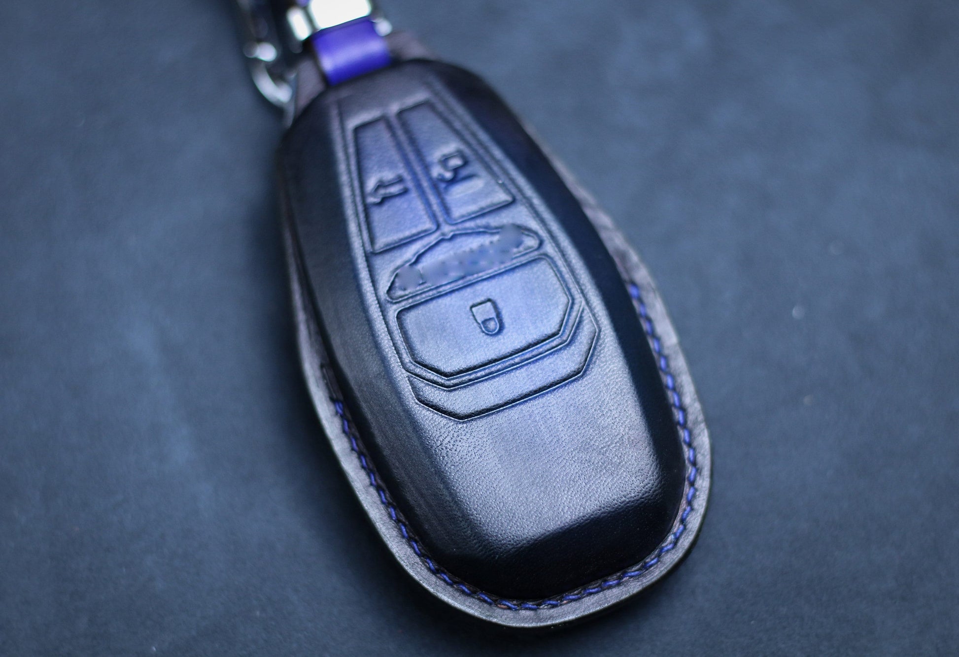 Key Case For aston Fob Cover Leather martin 2022 2023 2024 Aston DB9 DB11 martin Vantage Rapide Crystal DBX Keychain Keyless Remote Holder