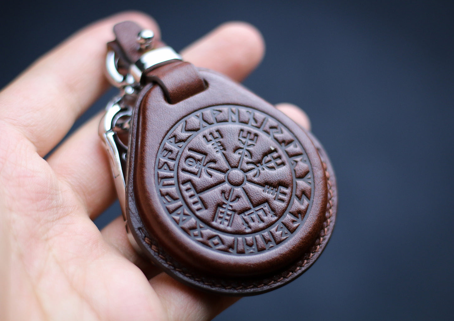 Leather Key Fob Cover for Harley Viking Emblems 1200 883 Street Glide CVO Customized Softail Harley Keyless Remote Case X48 CVO Accessories