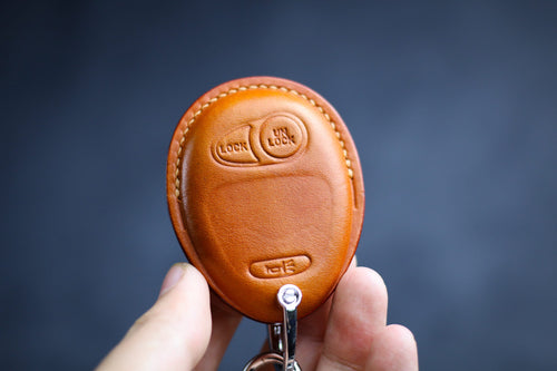 Leather Key Fob Cover for Chevy Colorado 2000 2001 Sierra Canyon H3 Chevy 2002 2003 Venture Case Protector for Gm-C Canyon Buickk H3T