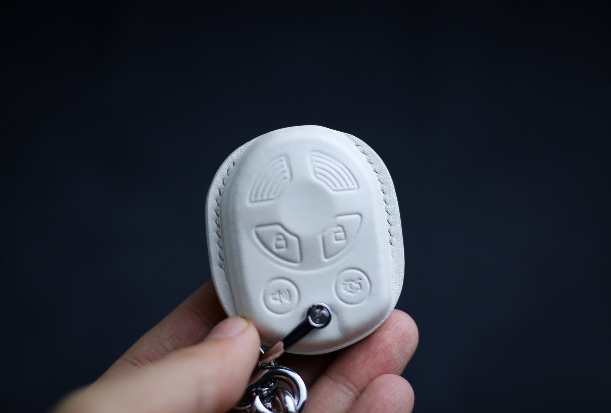 Leather Key Fob Cover Case 2010 Edge 2012 Mustang Plug in Key 2013 2014 Escape Expedition Explorer Flex Fusion Mustang Taurus 2011 Tribute