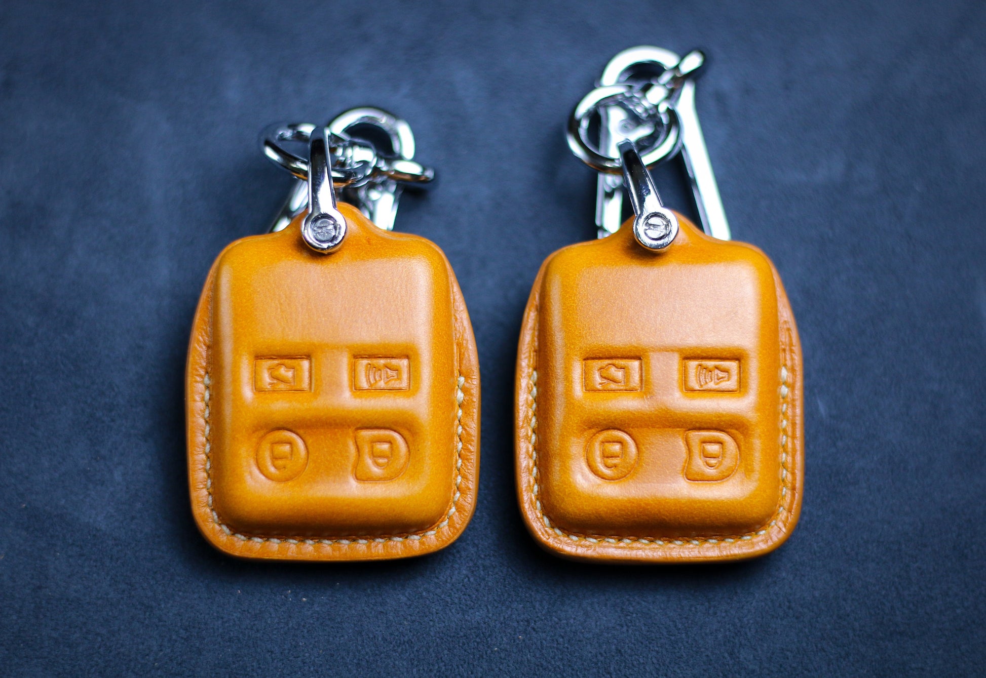 Leather Key Fob Cover For F150 Super Duty Ranger Explorer Expedition edge Mustang F250 2002 F350 Fusion Key Fob Cover Case Remote Holder