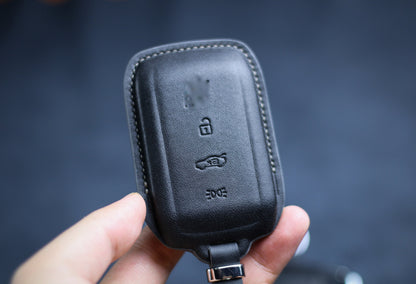 Leather Key Fob Case For 2024 2023 Ghibli Levante President Grecale Granturismo Coolest GranCabrio Key Fob Cover Case Remote Holder Keychain