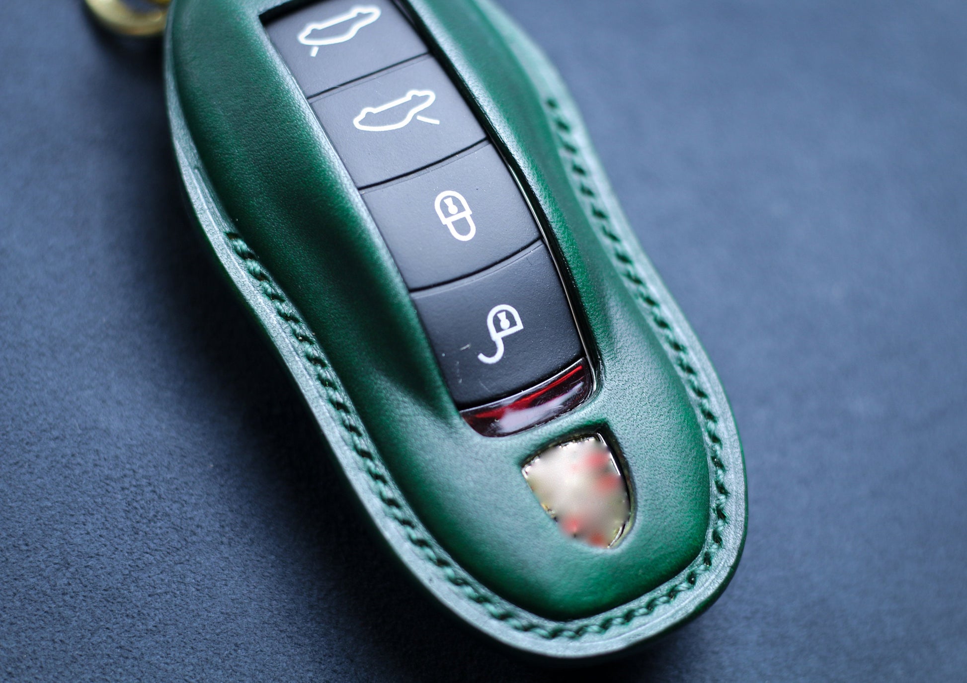 Leather Key Fob Cover Porschee 911 718 Cayenne 2020 Macan 2022 Taycan 2021 Panamera 2023 2024 Keyless Remote Protector Porschee Accessories