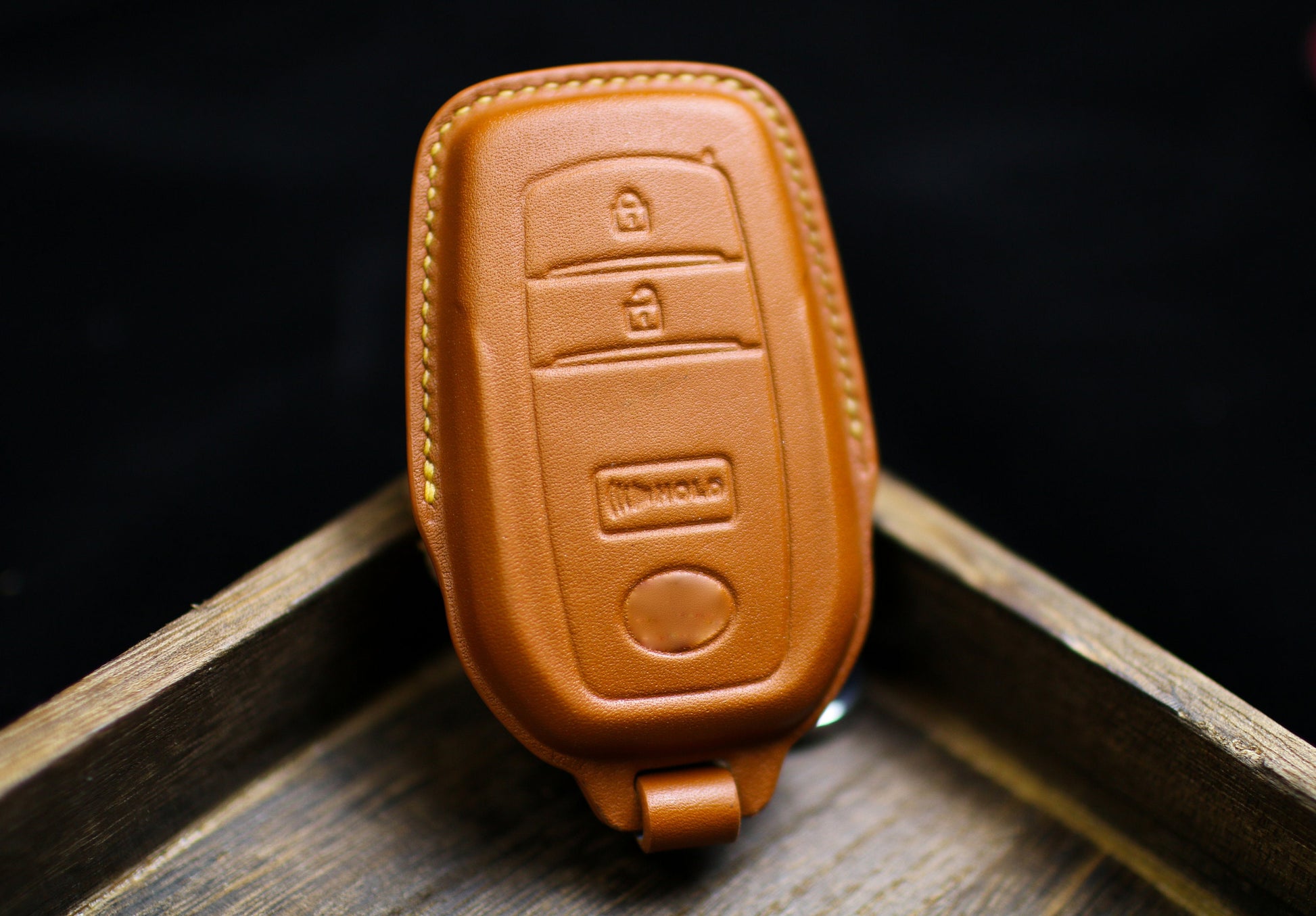 Leather Cover for 2024 Tundra Trd Pro Sr Sr5 Platinum Capstone Pickup Key Fob Cover Case Custom Tundra Keychain Keyless Remote Holder