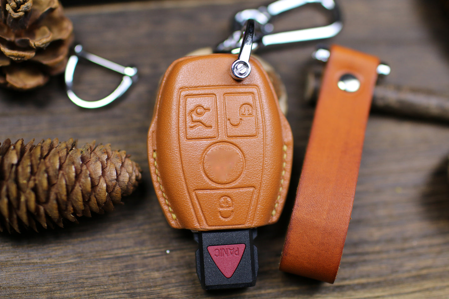 Key Fob Cover For 2023 C300 2022 Glc 2020 Gla Key EQS SL 63 Amg EQE EQb c s Class S500 S600 S680 Leather Cover Remote Holder Keychain