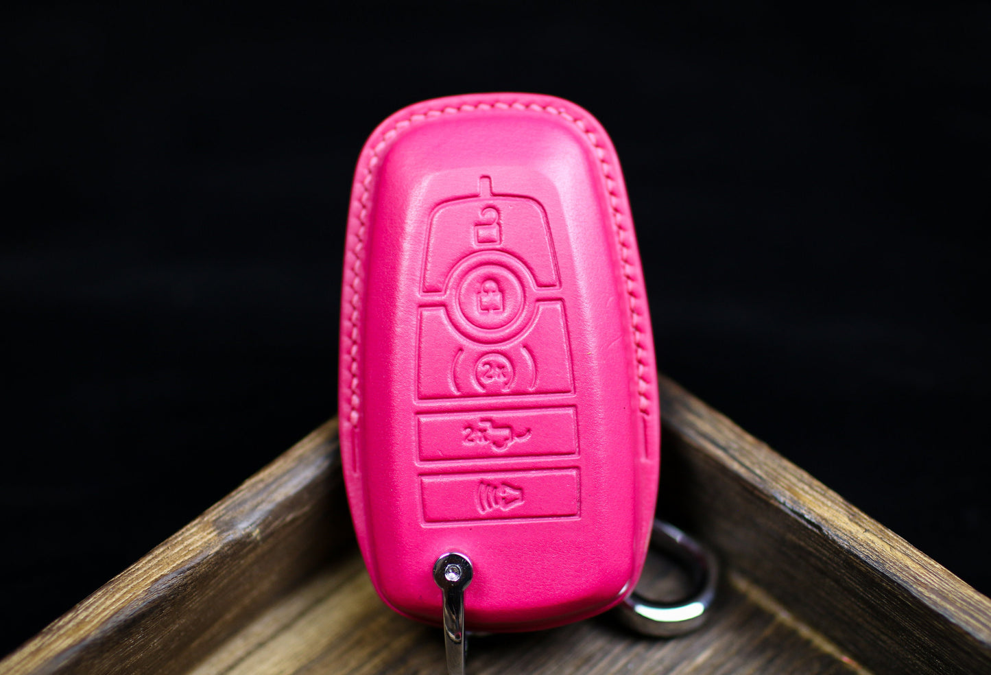 Bronco Babe 2025 Key Fob Cover Cute Remote Case Keychain Case for 2024 Black Diamond Sport Sasquatch Big Bend Bronco Badland Keyless Holder