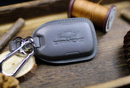 Leather Key Fob Cover Case for Tahoe 2024 Sierra 1500 AT4 Yukon 2023 Sierra Acadia 2022 Denali Colorado Remote Holder Keychains Remote Case