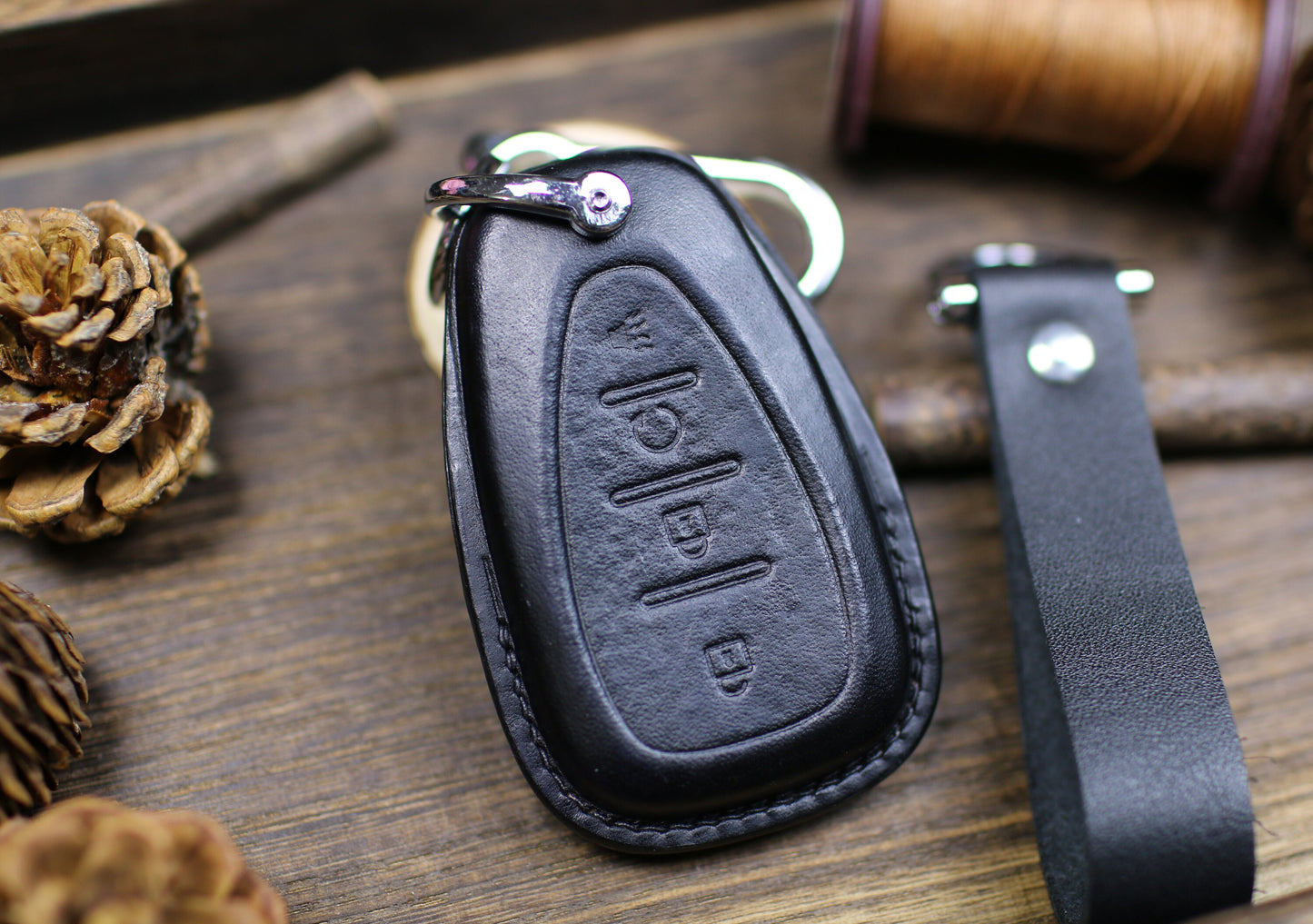 Cover For Chevy Traverse Trailblazer Trax Cruze Volt Bolt Camaro Equinox Malibu Blazer Key fob cover Case Keyless Remote Holder Keychain