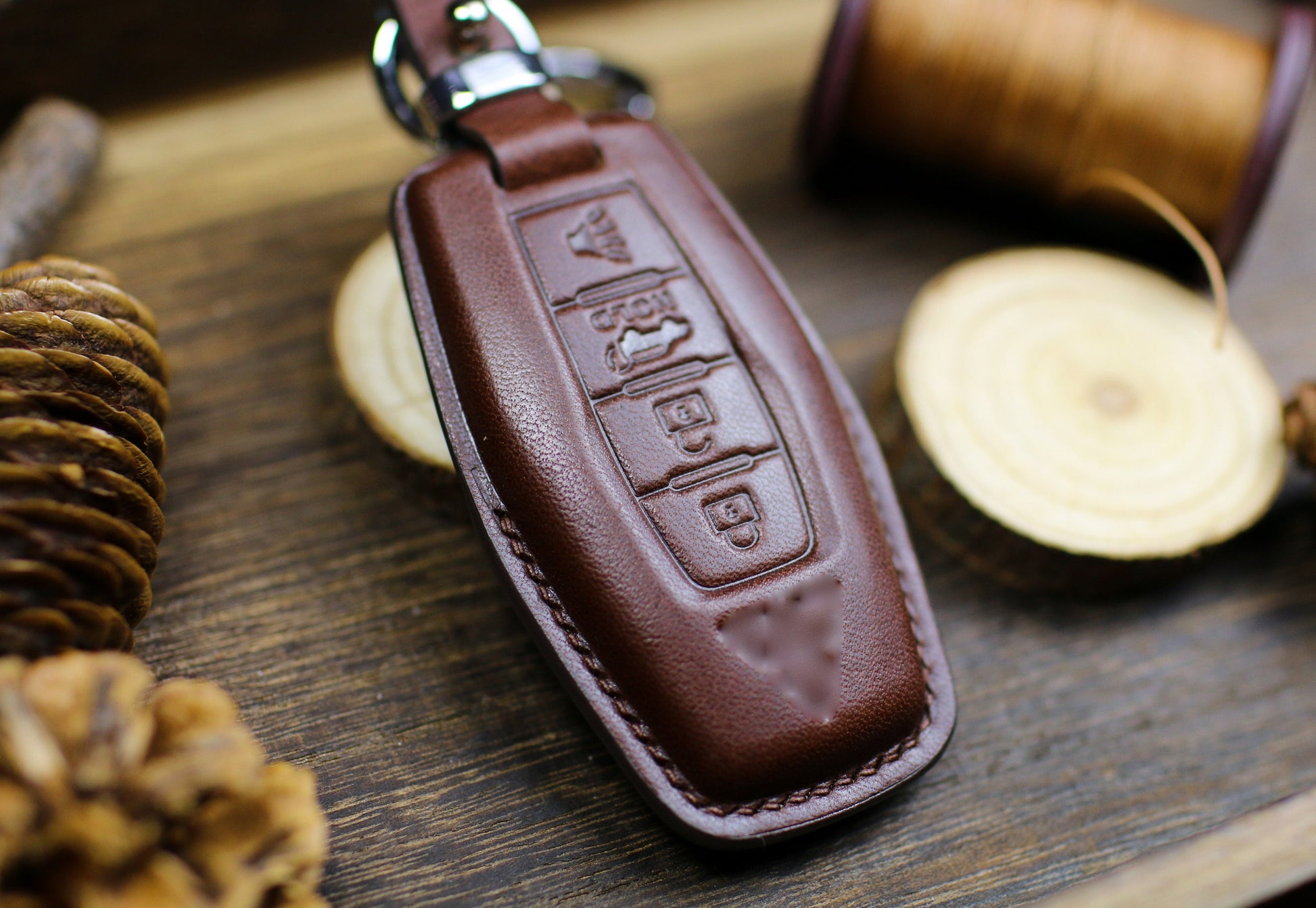 Leather Key Fob Cover for 2023 Outlander 2022 Xpander 2021 Montero Fob Case 2020 Mirage Triton ASX RVR L200 Attrage Remote Keyless Holder