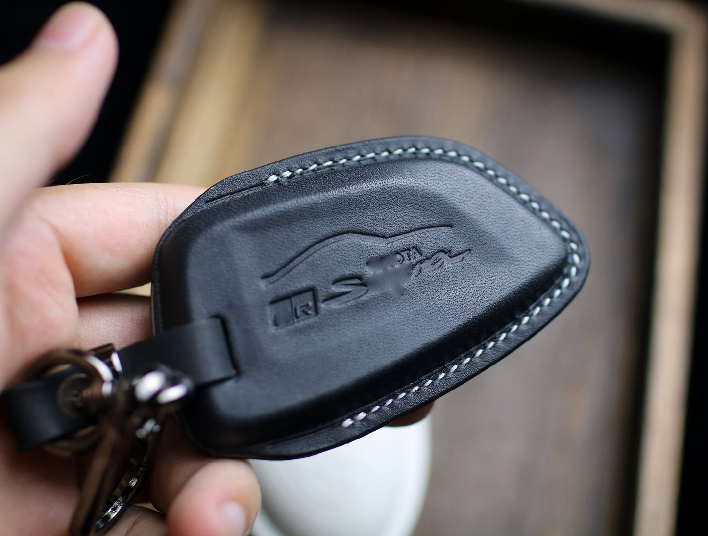 2024 Supra Key Fob Cover For Toyotas GR Supra Key Leather Fob Case A90 GR86 2023 2022 2021 GR Supra A90 Mk4 Mk5 Remote Holder Keychain