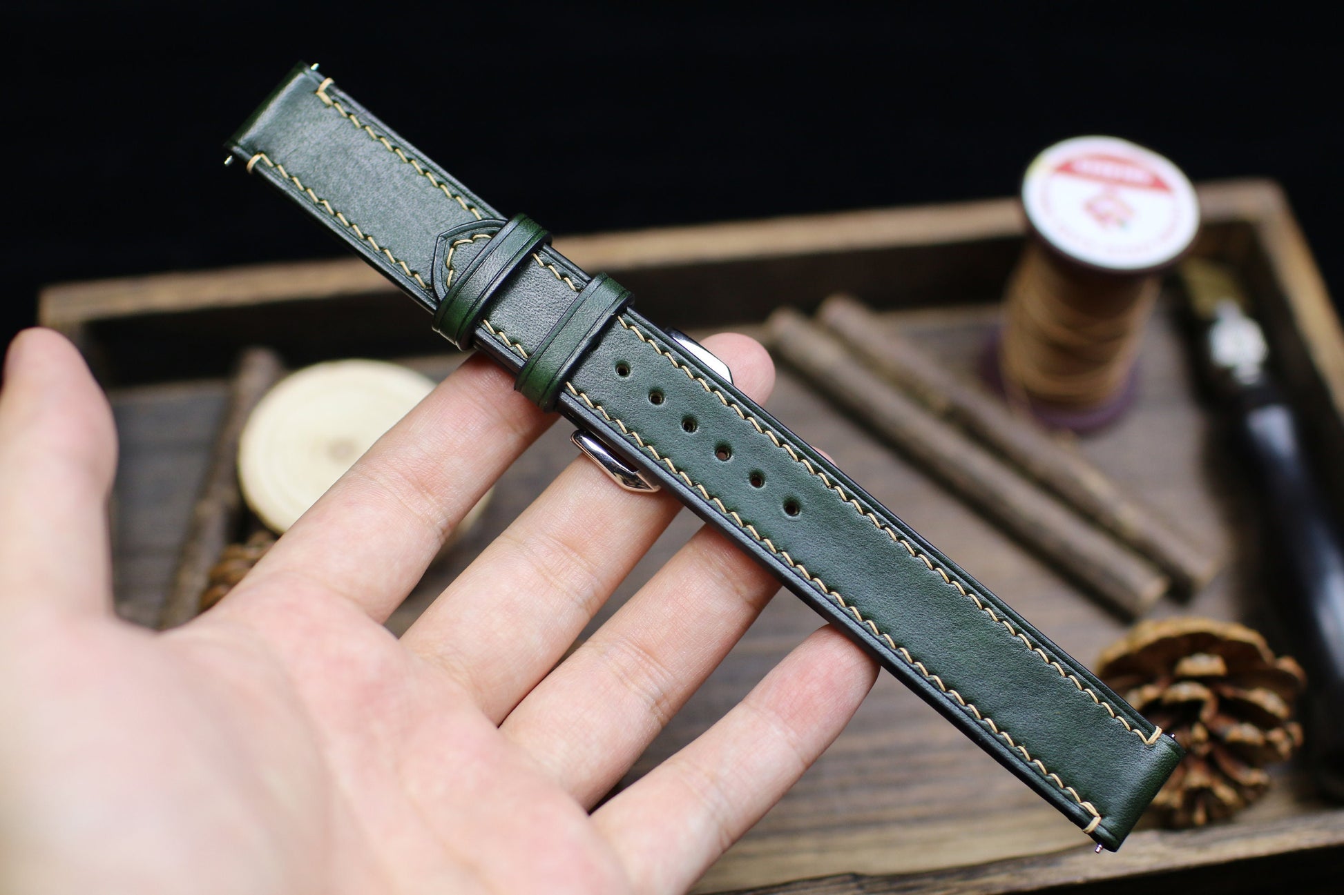 Army Green Leather Watch Strap 24mm 22mm 21mm 20mm Leather Watch Band Green Leather 18mm 16mm 14mm Customized Watch Strap Over Size