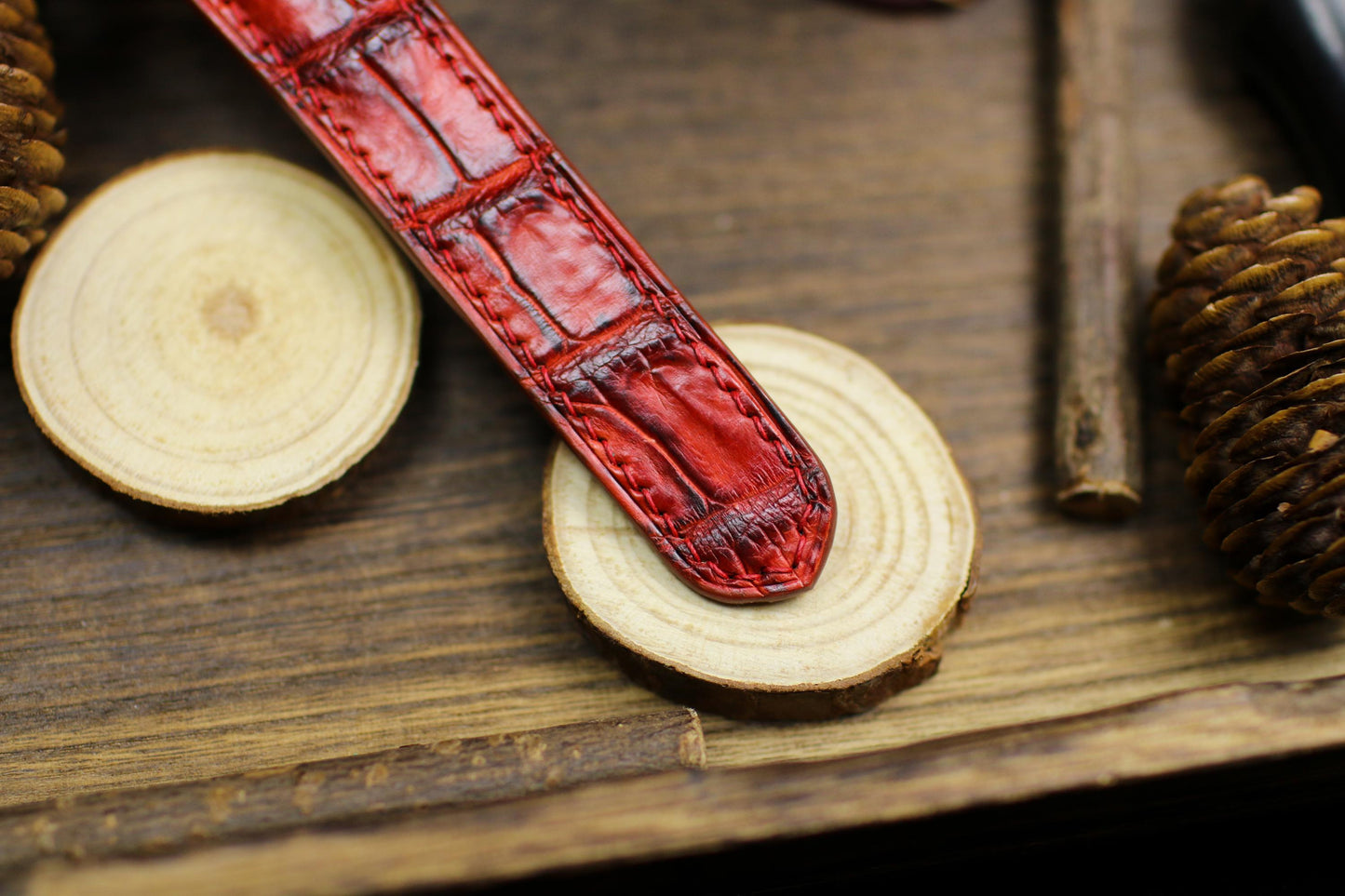 Patina Red Alligator Leather Watch Strap Sizes 14mm 15mm 16mm 18mm 19mm 20mm 21mm 22mm 23mm 24mm Leather Watch Band Butterfly Clasp Strap