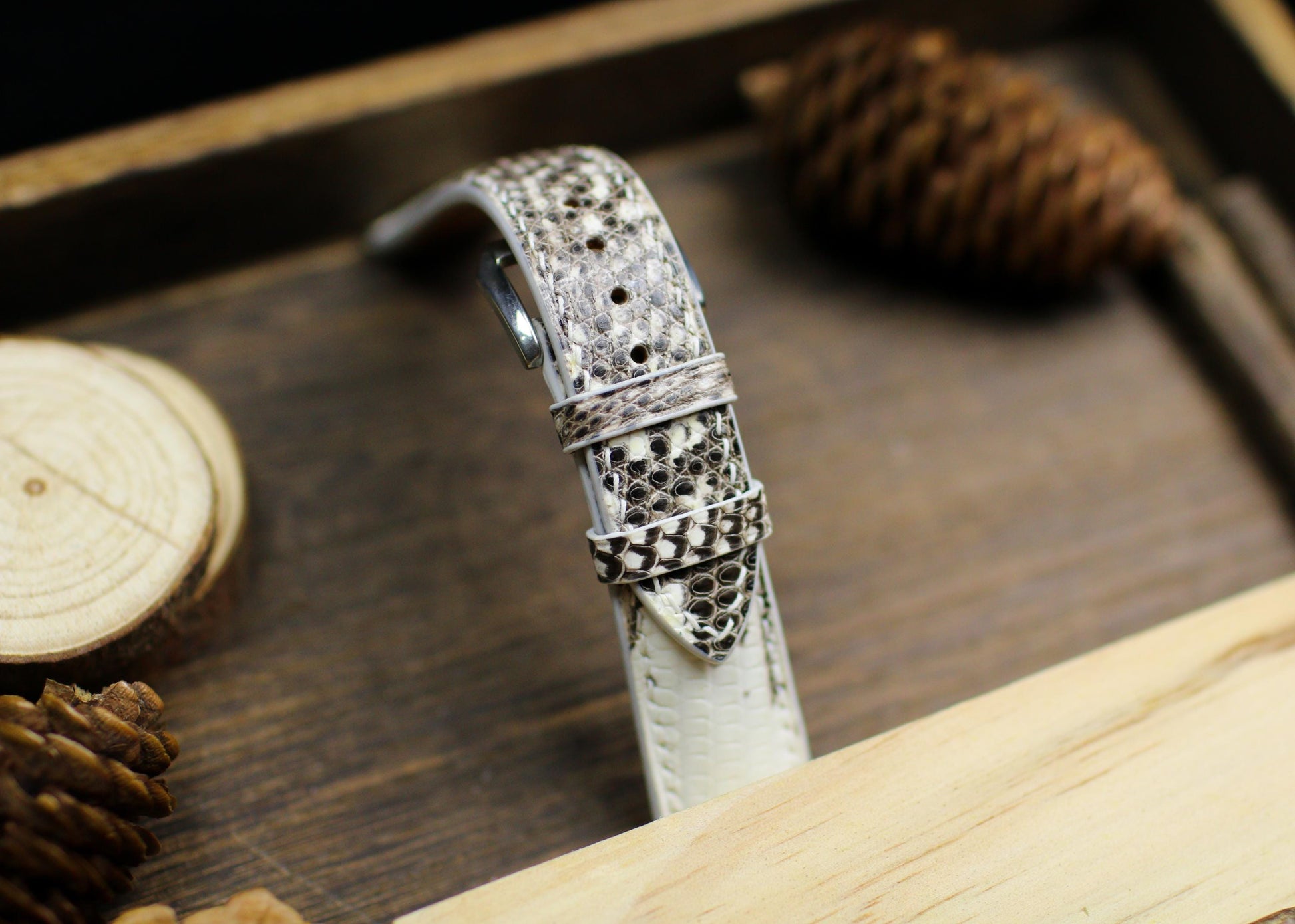 Himalaya Neutral White Lizard Leather Watch Strap 24mm 22mm 21mm 20mm Handmade Black White Leather Watch Band Lizard Leather 18mm 16mm 14mm
