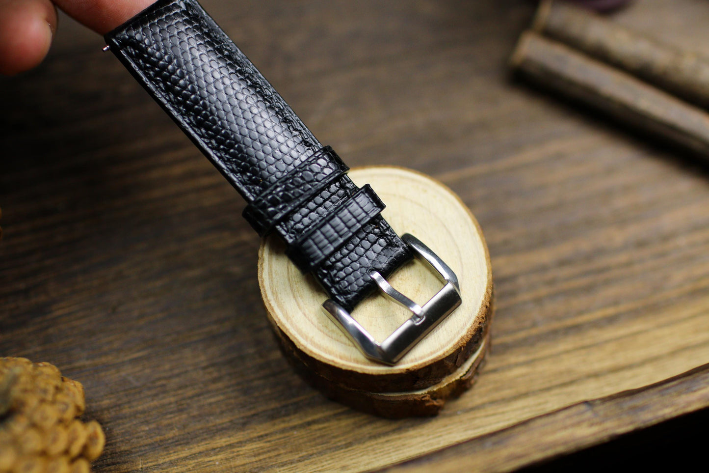 Medium Shine Black Lizard Leather Watch Strap 24mm 22mm 21mm 20mm Handmade Black Leather Lizard Watch Band Lizard Leather 18mm 16mm 14mm
