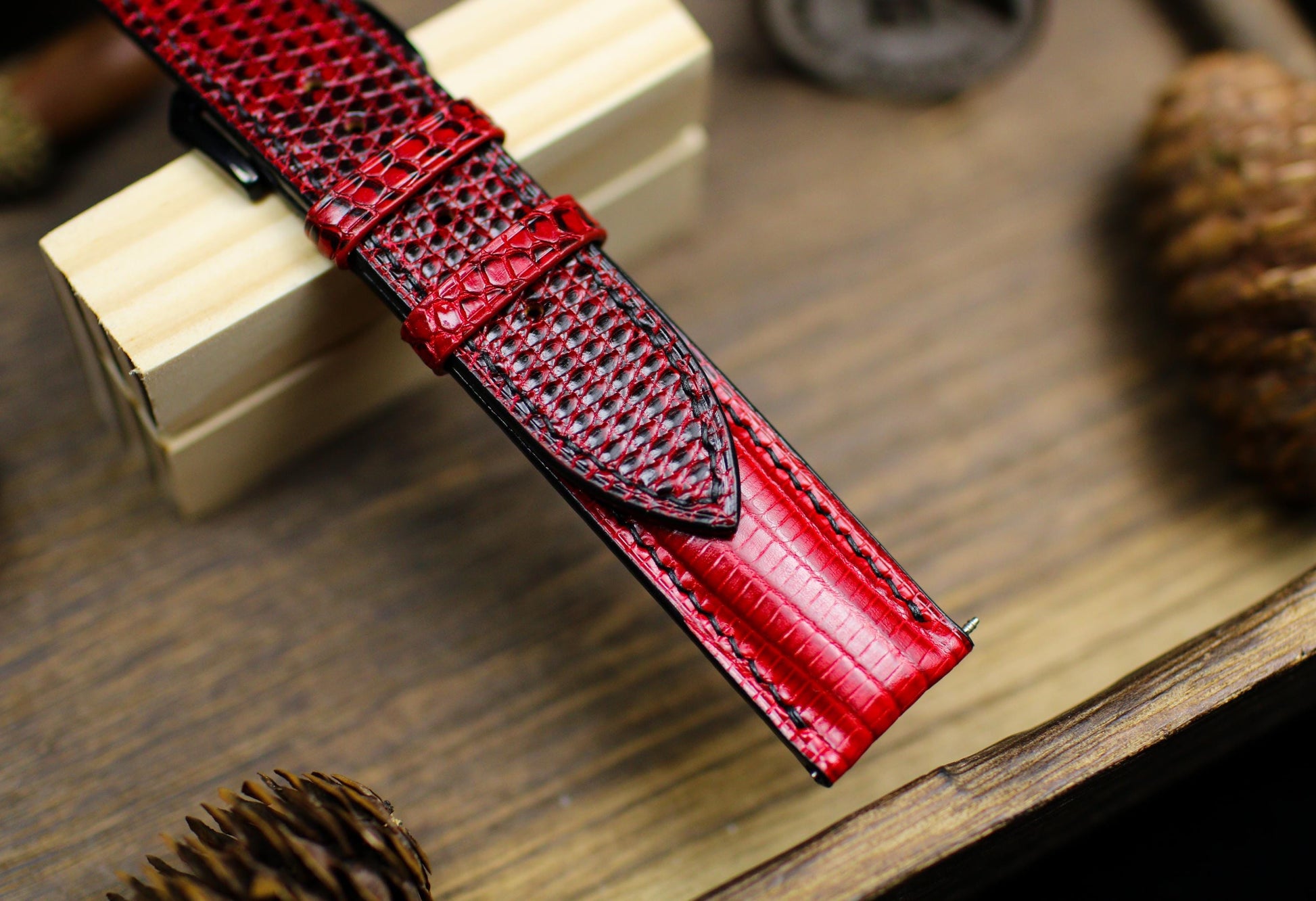 Red Black Lizard Leather Watch Strap 24mm 22mm 20mm Handmade Leather Red Patina Lizard Watch Band Lizard Leather Watch Strap 18mm 16mm 14mm