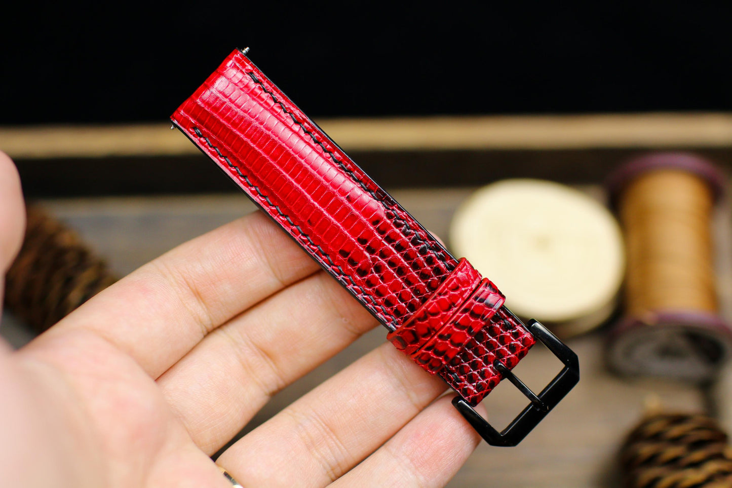 Red Black Lizard Leather Watch Strap 24mm 22mm 20mm Handmade Leather Red Patina Lizard Watch Band Lizard Leather Watch Strap 18mm 16mm 14mm
