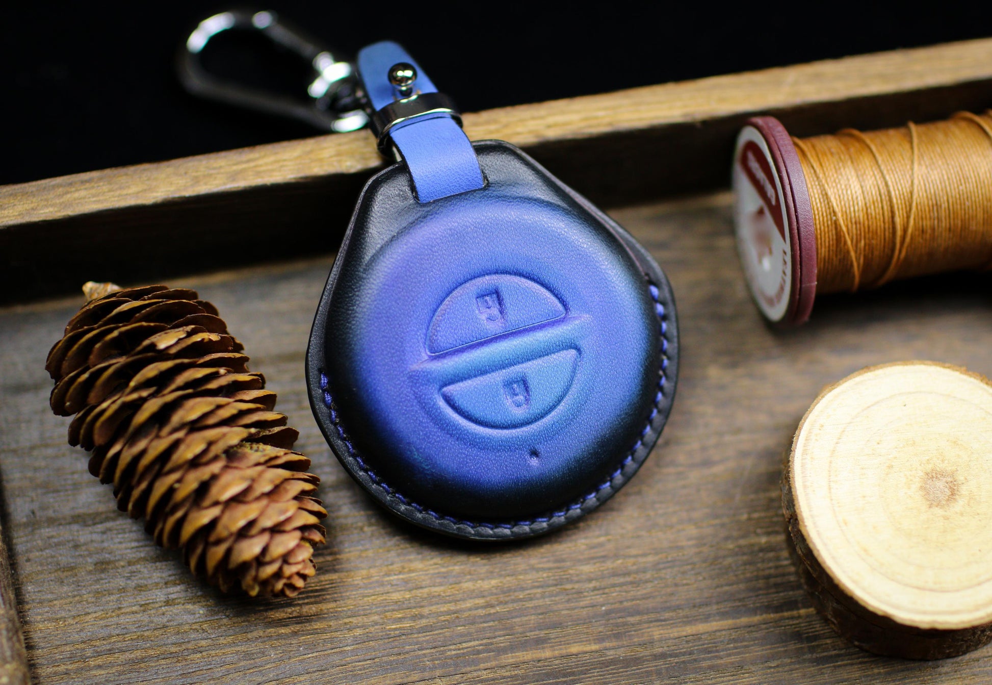 Roadmaster Dark Horse Leather Key Fob Case Fit for Chief Scout Sixty Bobber Springfield Fob Case 101 Scout Chieftain Holster Dakota Spirit