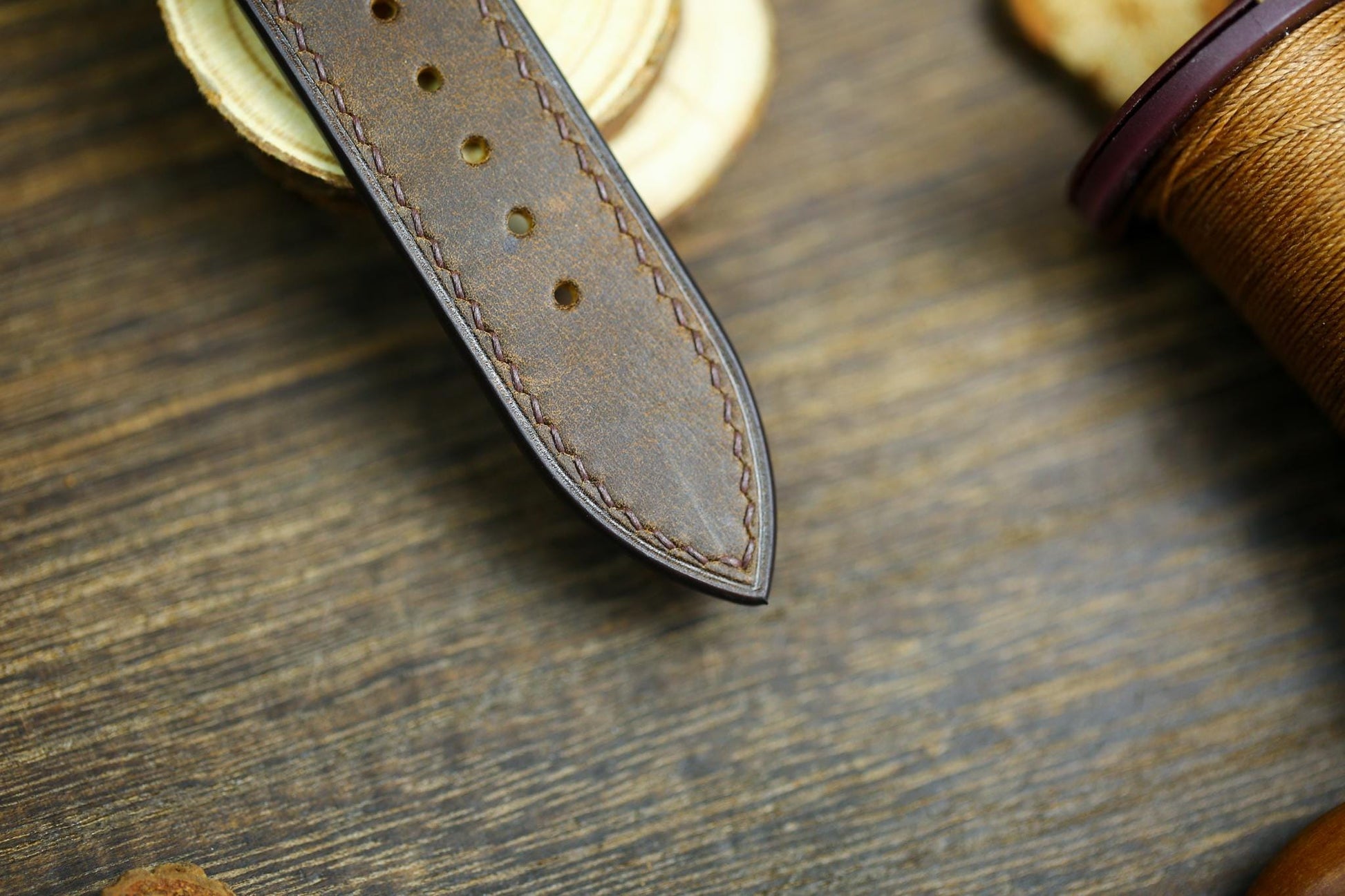 Waxy Brown Maya Leather Watch Strap 24mm 22mm 21mm 20mm Leather Watch Band Deployant Clasp  Brown Wood Maya Leather 18mm 16mm 14mm 12mm